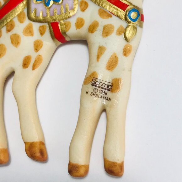 1986 Schmid Shackman Giraffe Ornament Carousel Animal Vintage Original Sticker - Picture 2 of 3